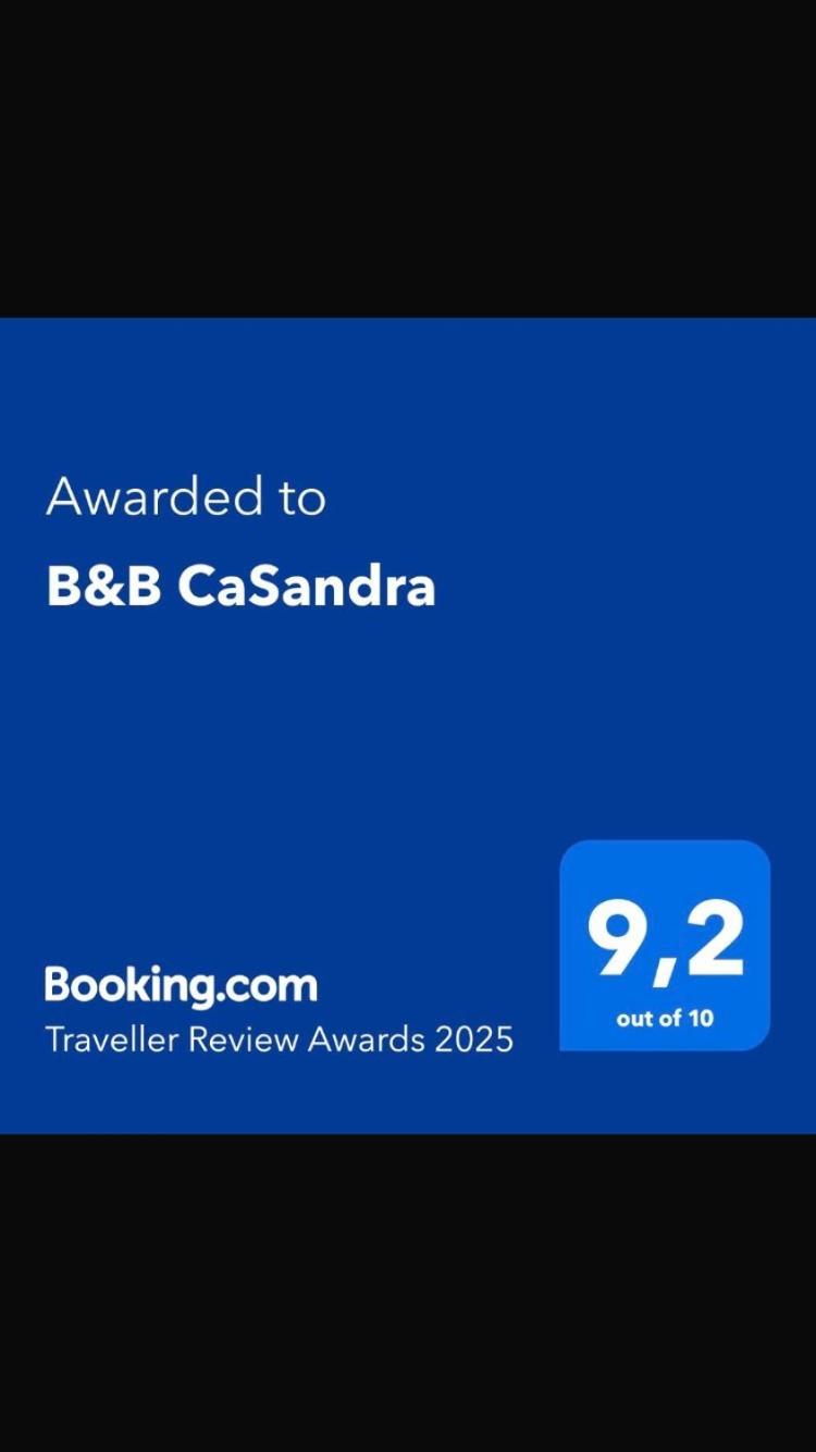 B&B Casandra 볼렌담 외부 사진